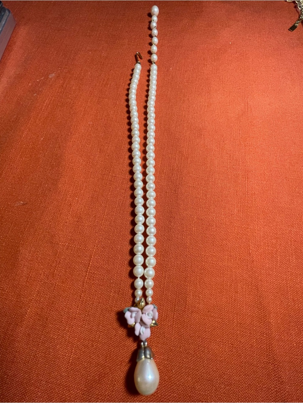 Classic White Pearl Necklace with Pink Floral Accent and Teardrop Pendant